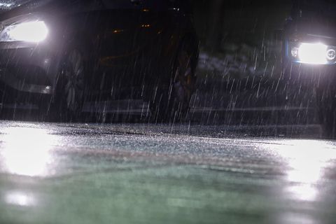 Eisregen behindert den Busverkehr an der Mecklenburgischen Seenplatte. (Symbolbild) Foto: Christoph Reichwein/dpa