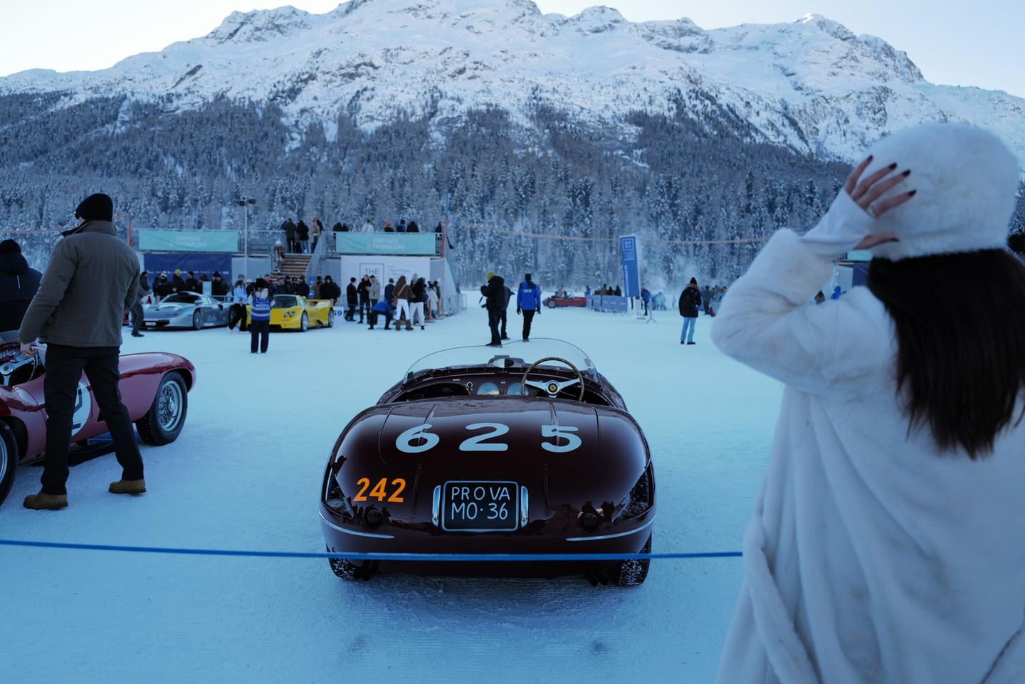 Ferrari 250 MM Vignale Spyder Series II von hinten