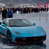 Maserati MCPura auf einem zugefrorenen See
