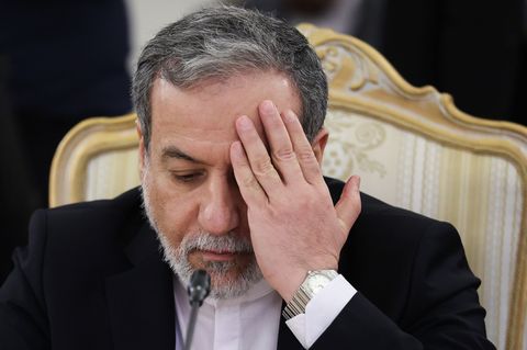 Der iranische Außenminister Abbas Araghtschi hält nicht viel von Kanzler Merz. (Archivbild) Foto: Ramil Sitdikov/Pool Reuters/dp