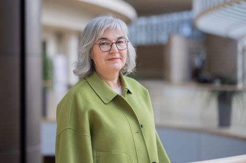 Petra Ladenburger hat mehr als 35 Jahre Erfahrung in Sachen Kinderschutz. Foto: Rolf Vennenbernd/dpa