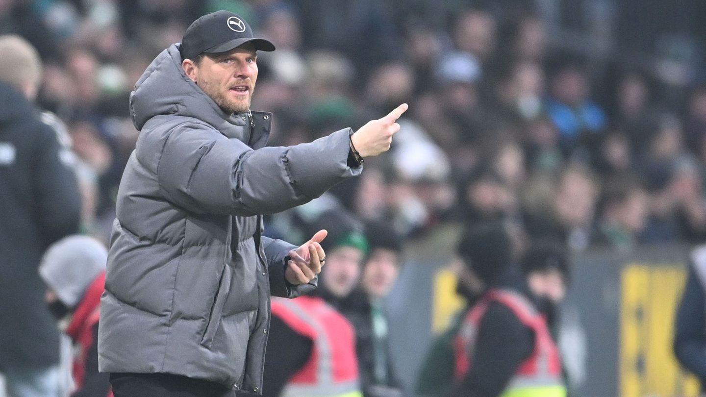 Gladbachs Trainer Eugen Polanski könnte in seiner Startelf direkt auf einen Neuzugang setzen. (Archivbild) Foto: Carmen Jasperse