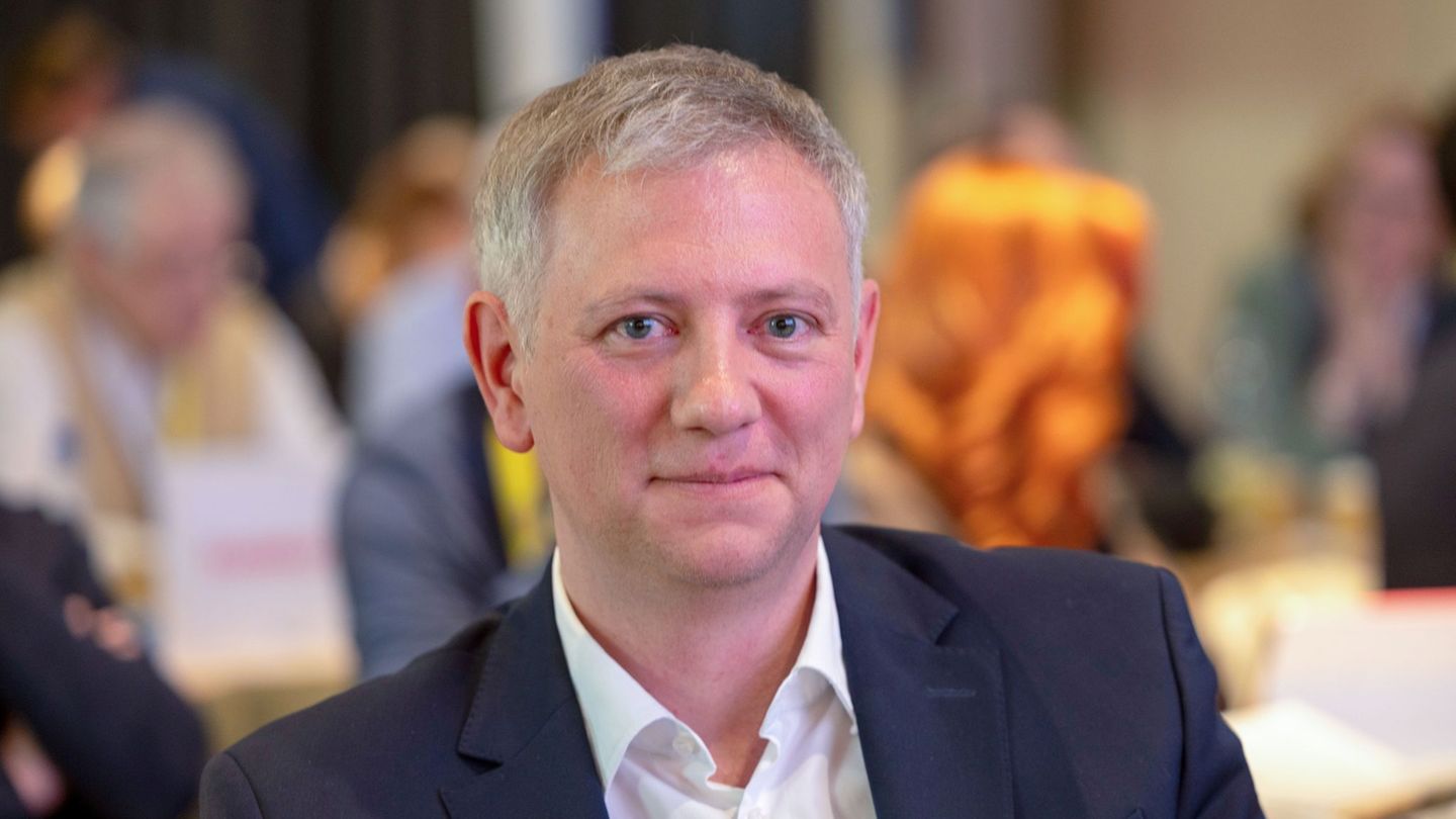 Promny: "Lehrerinnen und Lehrer sind nicht dazu da, Aktenschränke mit Berichten zu füllen, die niemand liest." (Archivbild) Foto