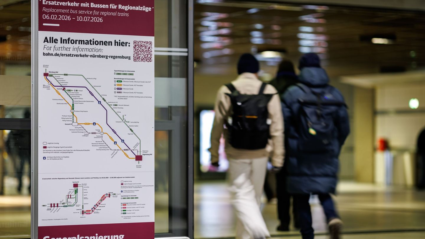 Während der Generalsanierung wird der Fernverkehr über Ingolstadt umgeleitet. Foto: Daniel Karmann/dpa