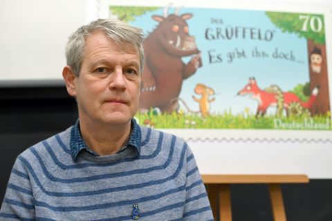 Der deutsche Illustrator Axel Scheffler gab dem weltberühmten Monster vor Jahren sein Gesicht. (Archivbild) Foto: Henning Kaiser