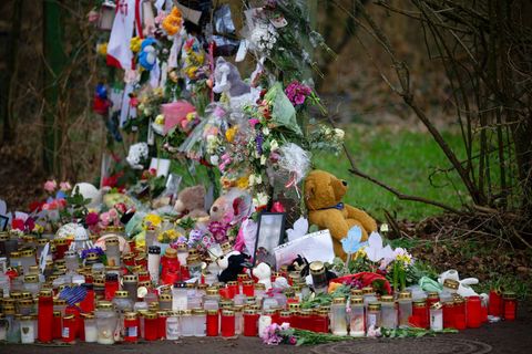 Die Tat hat die Stadt tief getroffen. Foto: Henning Kaiser/dpa