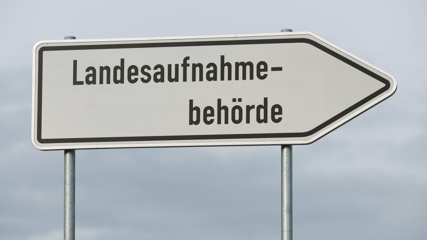 Die Landesaufnahmebehörde plant eine Erstaufnahmeeinrichtung in Langenhagen. (Symbolbild) Foto: Friso Gentsch/dpa