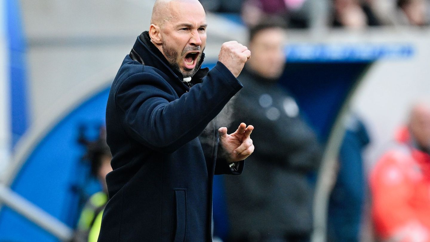 Können Christian Ilzer und Hoffenheim auch in München jubeln? (Archivbild) Foto: Uwe Anspach/dpa