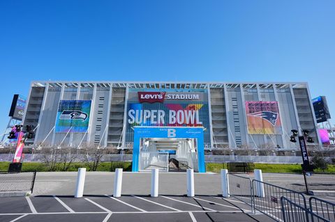 Ein Blick auf das Levi's Stadion vor dem Super Bowl in Santa Clara bei San Francisco