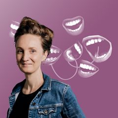 Innere Stimmen in Form sprechende Münder reden auf Helen Bömelburg ein