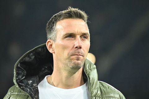 Heutzutage eher ungewöhnlich: Christian Eichner ist auch nach sechs Jahren noch KSC-Trainer. Foto: Swen Pförtner/dpa