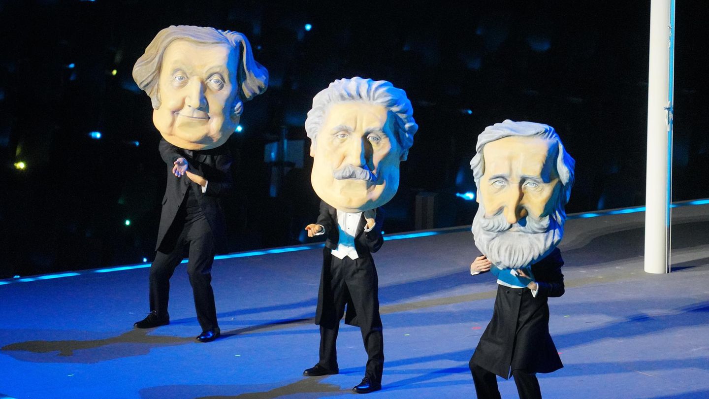 Wenn es um italienische Kunst geht, darf die Oper natürlich nicht fehlen. Und die Oper haben in Italien vor allem diese drei Herren geprägt: Giuseppe Verdi, Giacomo Puccini und Gioachino Rossini. Hätten Sie sie erkannt?