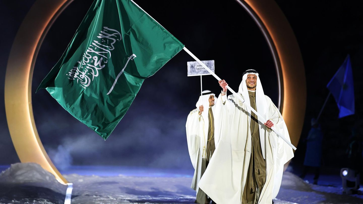 An vier Orten laufen Sportler aus insgesamt 92 Nationen ein – was auch für einige Verwirrung sorgt. Gerade bei Winterspielen sind immer auch Exoten dabei: wie Saudi-Arabien, das drei Athleten schickt