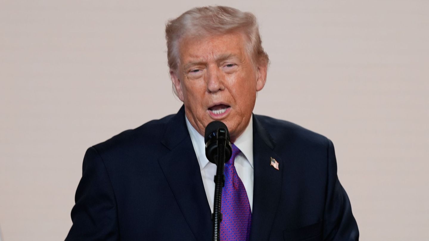 Vor dem Hintergrund der jüngsten Verhandlungen mit dem Iran erhöht der US-Präsident den Druck. (Archivbild) Foto: Alex Brandon/A