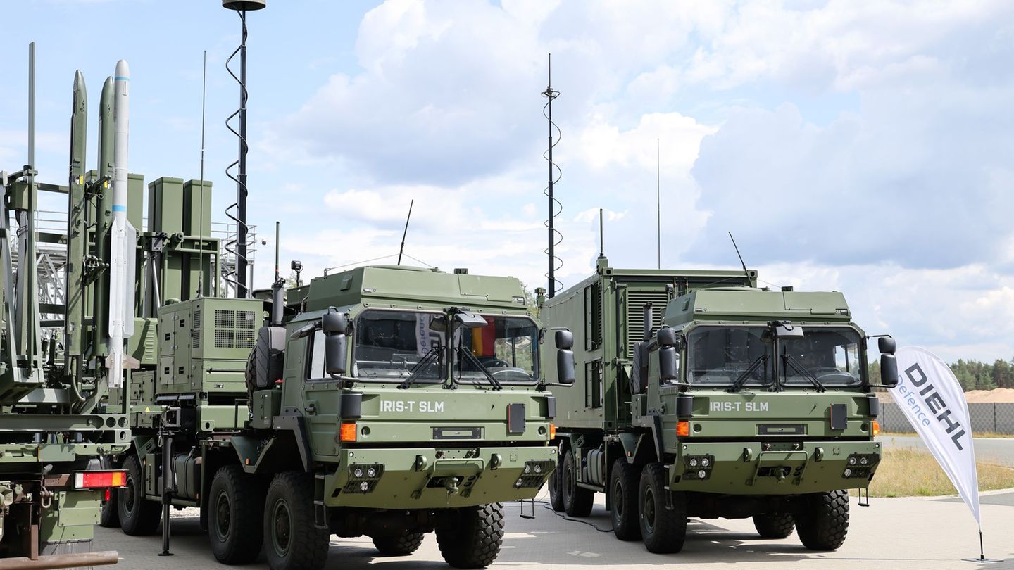 Großaufträge aus dem Rüstungssektor haben der Metall- und Elektroindustrie im letzten Quartal 2025 ein Auftragsplus bereitet. (S