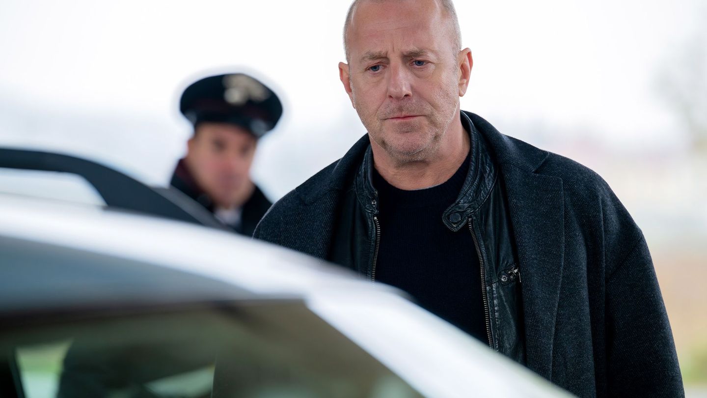 Ingo-Thiel-Die-Frau-ohne-Gesicht-Heino-Ferch-ermittelt-in-Venedig-Als-Commissario-im-schrillen-Italo-Fernsehen