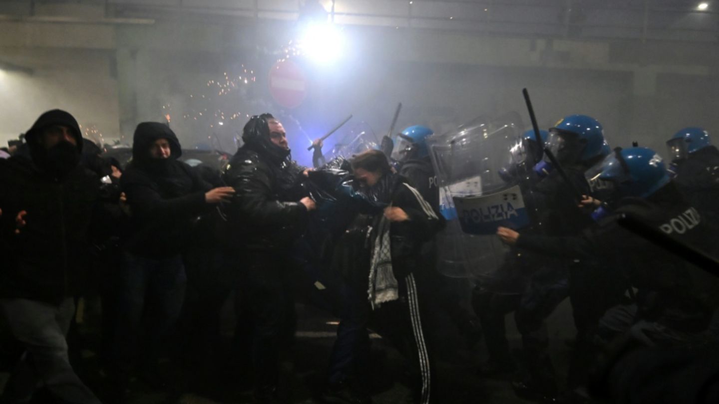 Zusammenstöße bei Demonstration in Mailand