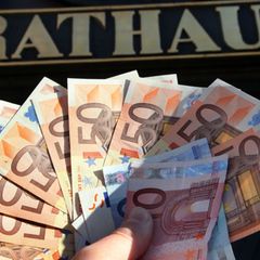 Städte und Gemeinde in MV können mit Geld rechnen. (Symbolbild) Foto: Jens Büttner/dpa-Zentralbild/dpa