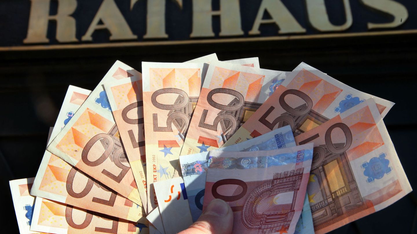 Städte und Gemeinde in MV können mit Geld rechnen. (Symbolbild) Foto: Jens Büttner/dpa-Zentralbild/dpa