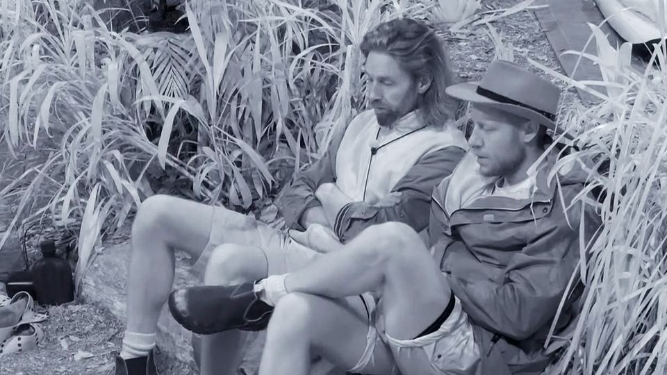 Gil und Patrick beim nächtlichen Männergespräch