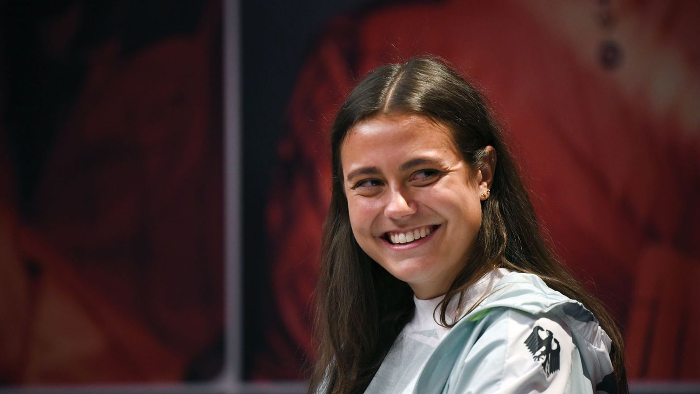 Selin Oruz wurde mit ihrem Düsseldorfer HC deutsche Hallen-Meisterin. Foto: Ina Fassbender/AFP POOL/dpa