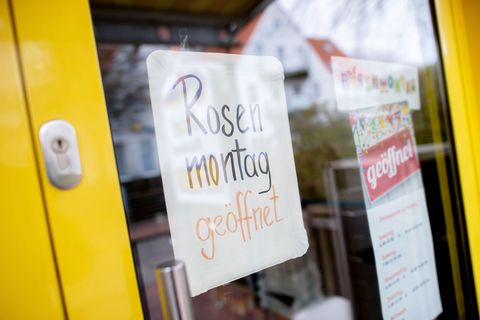 An der Küste stellen sich viele Orte auf Urlauber aus den Karnevalshochburgen ein. (Archivbild) Foto: Hauke-Christian Dittrich/d