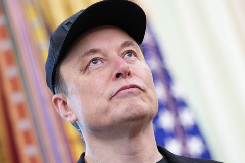 Elon Musks Verhalten im letzten Jahr hat dem Image von Tesla schweren Schaden zugefügt.
