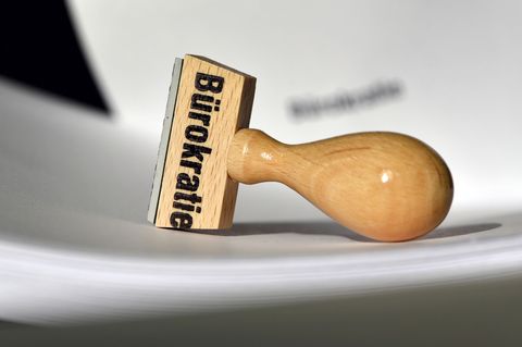 Mehr Zeit für Unterricht und unternehmerisches Handeln – NRW entrümpelt seine Vorschriften-Kataloge. (Symbolbild) Foto: Ralf Hir