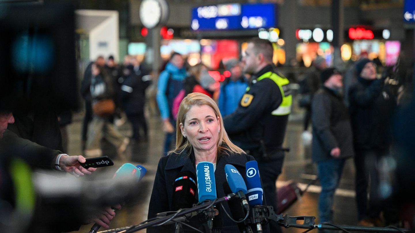 Als Reaktion auf den tödlichen Angriff in Rheinland-Pfalz hat Bahnchefin Evelyn Palla für Freitag zu einem Sicherheitsgipfel ein