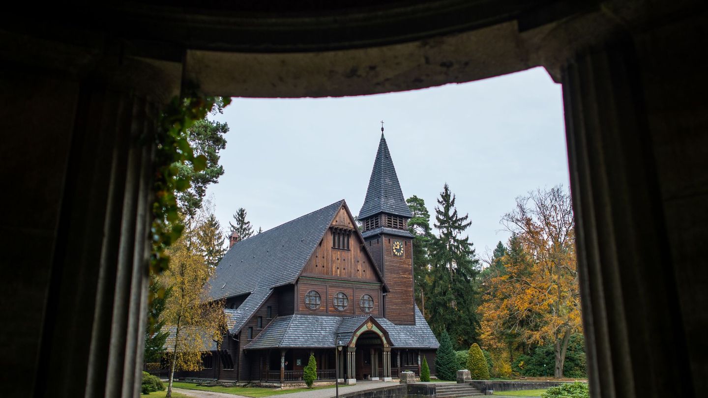 Der Südwestkirchhof war vorübergehend geschlossen worden. (Archivbild) Foto: picture alliance / ZB