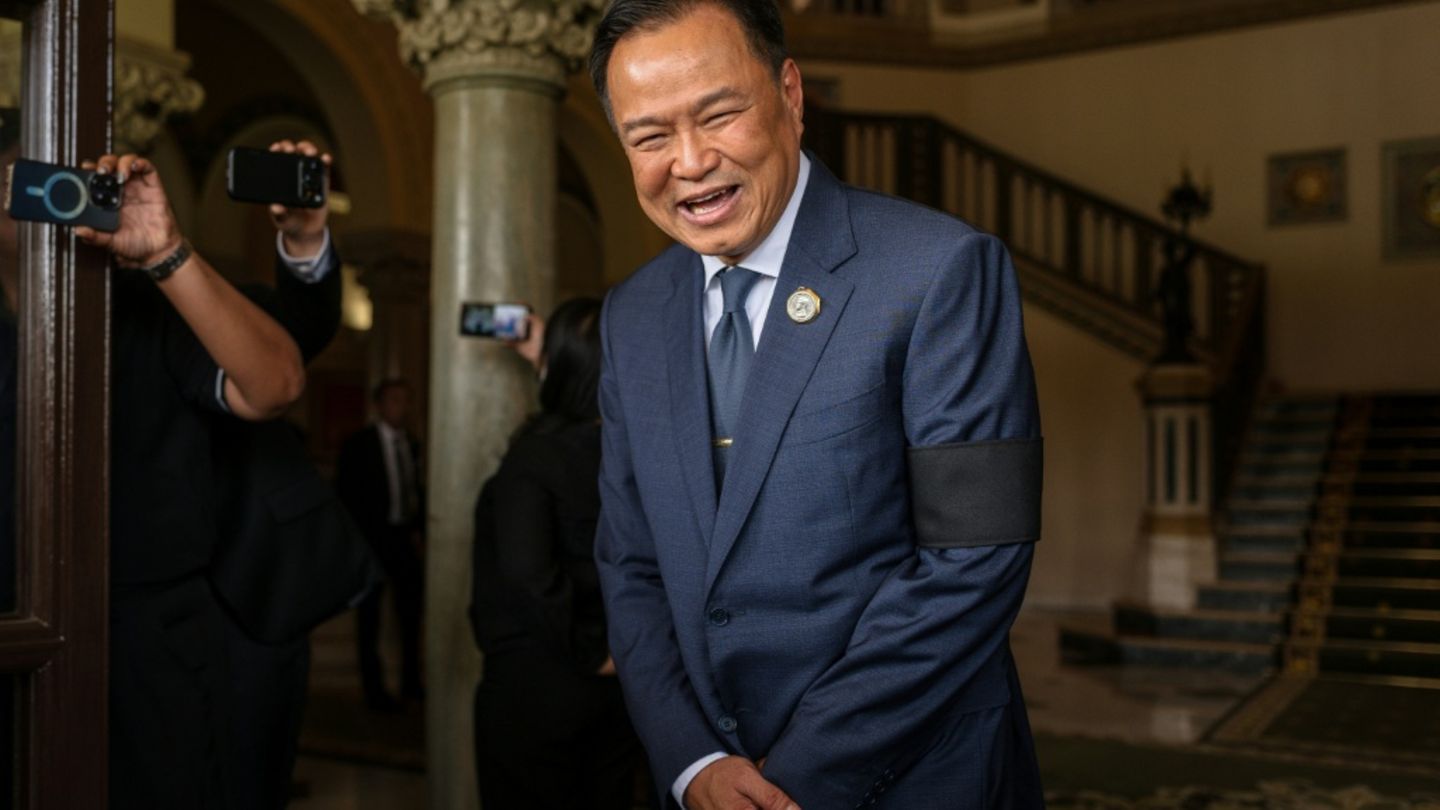 Anutin Charnvirakul am Montag in Bangkok