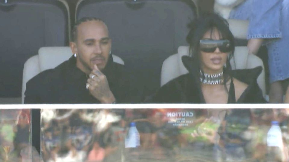 Lewis Hamilton und Kim Kardashian zeigen sich gemeinsam bei Super Bowl