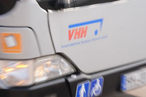 Am Mittwoch sind voraussichtlich weniger Busse unterwegs als üblich. (Archivbild) Foto: Marcus Brandt/dpa