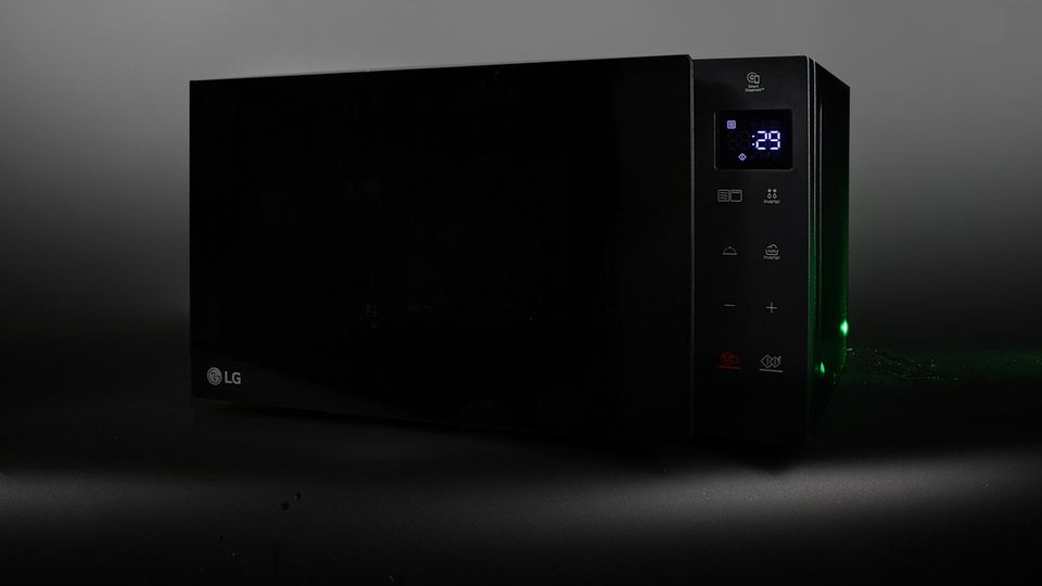 Mikrowelle Test: LG MH 6535 GDS