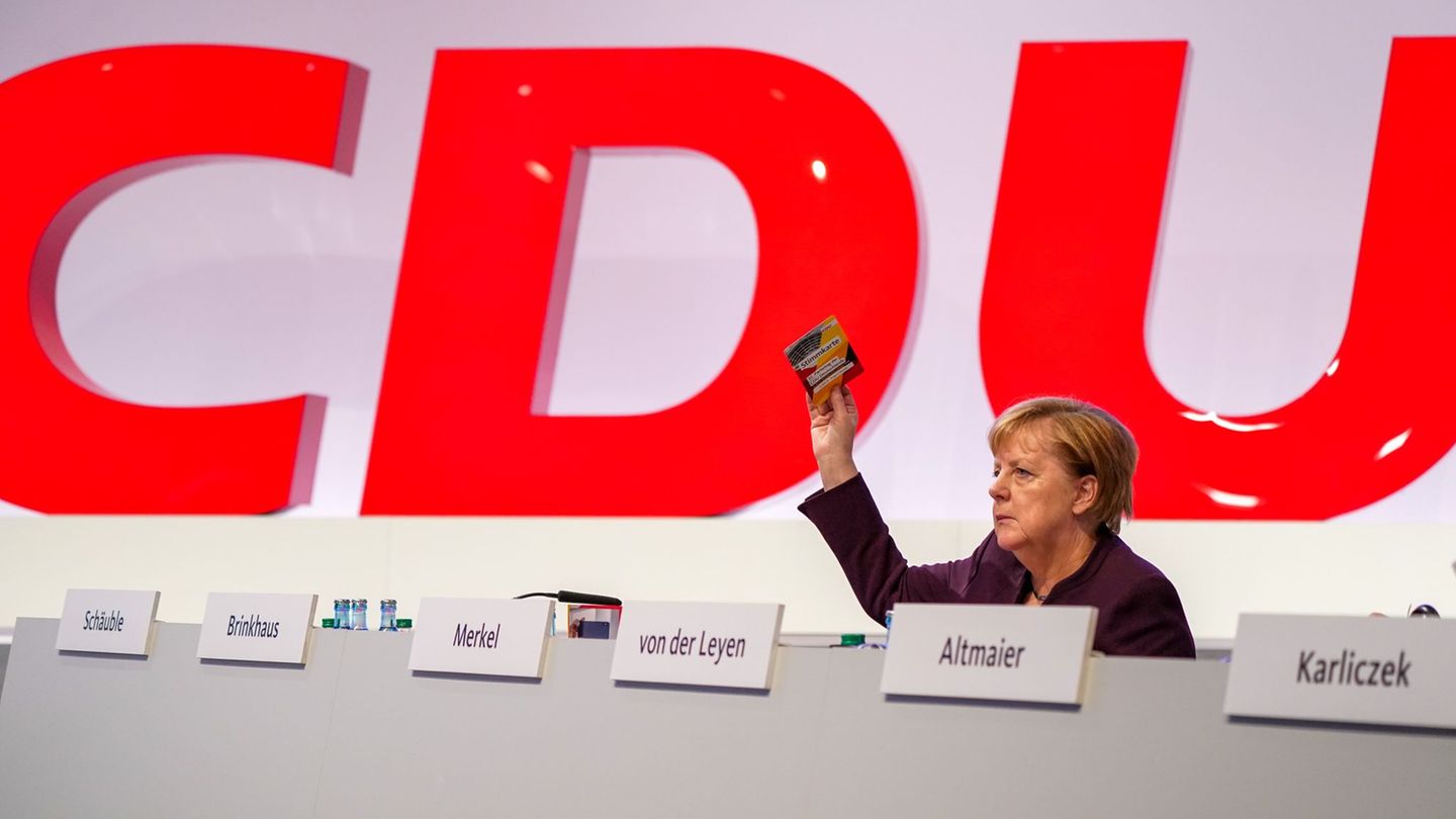 Zuletzt nahm Merkel 2019 physisch an einem Parteitag teil. Foto: Kay Nietfeld/dpa