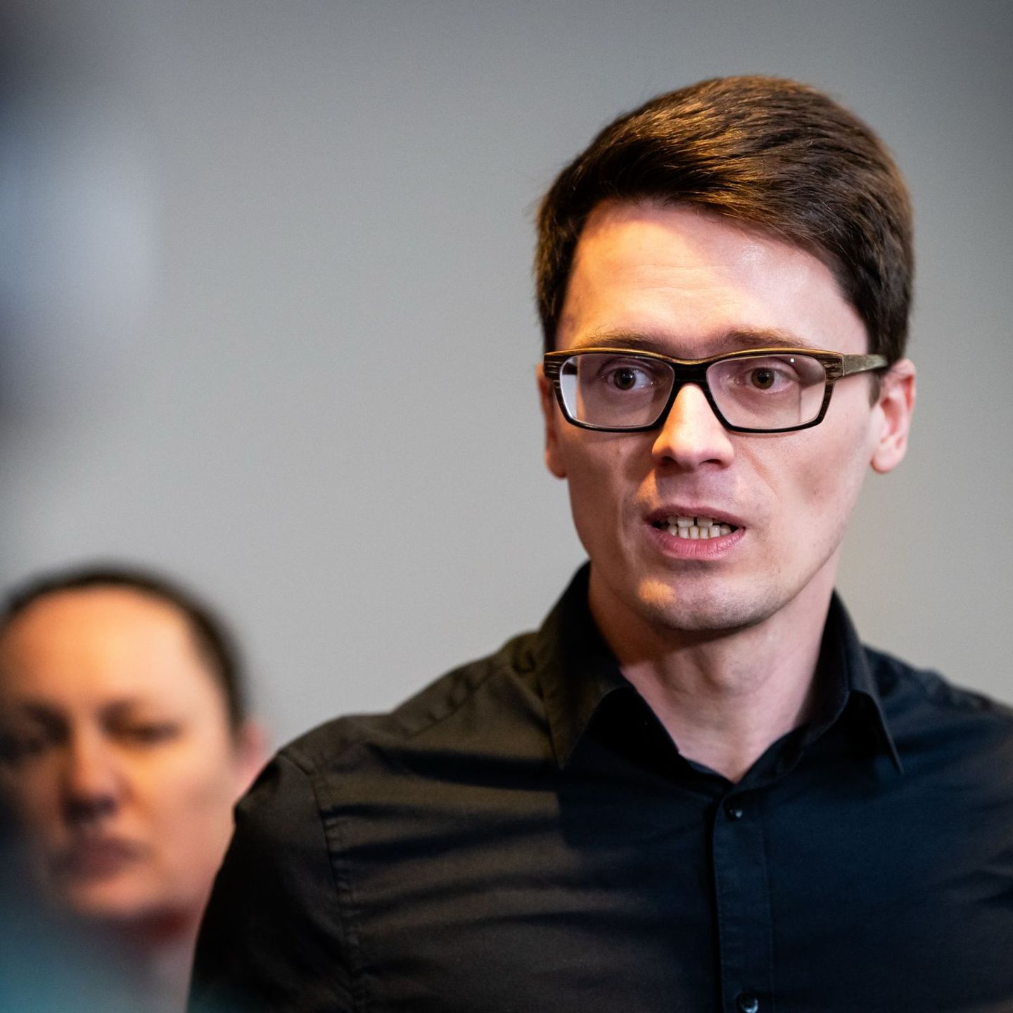 Der Thüringer Linksfraktionschef Christian Schaft spricht von einer "Zufallsmehrheit". (Archivbild) Foto: Jacob Schröter/dpa