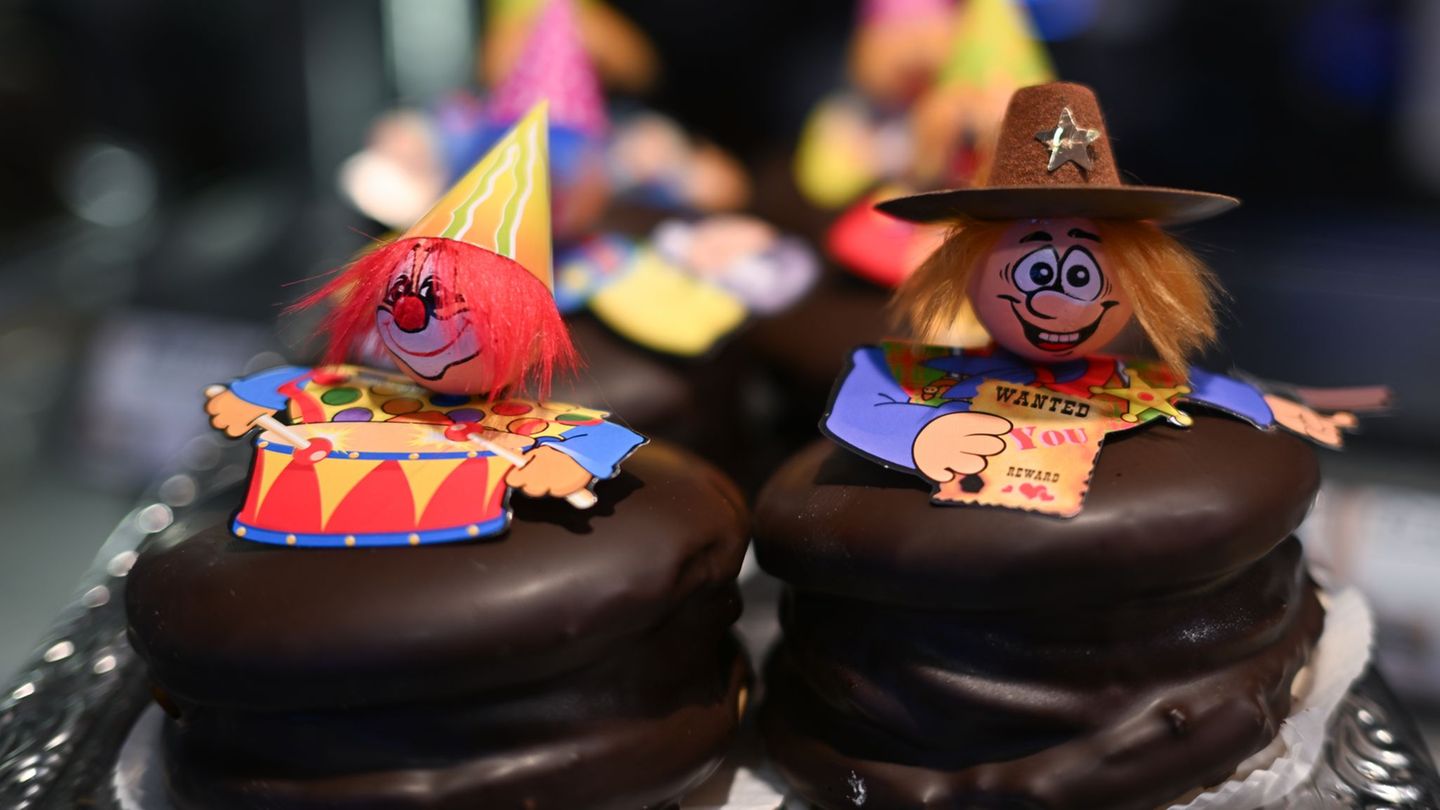 Karneval-N-rrisch-feiern-aber-Vorsicht-bei-Alkohol-und-Kost-men