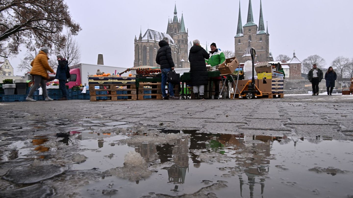 Die Temperaturen werden milder. (Archivbild) Foto: Martin Schutt/dpa
