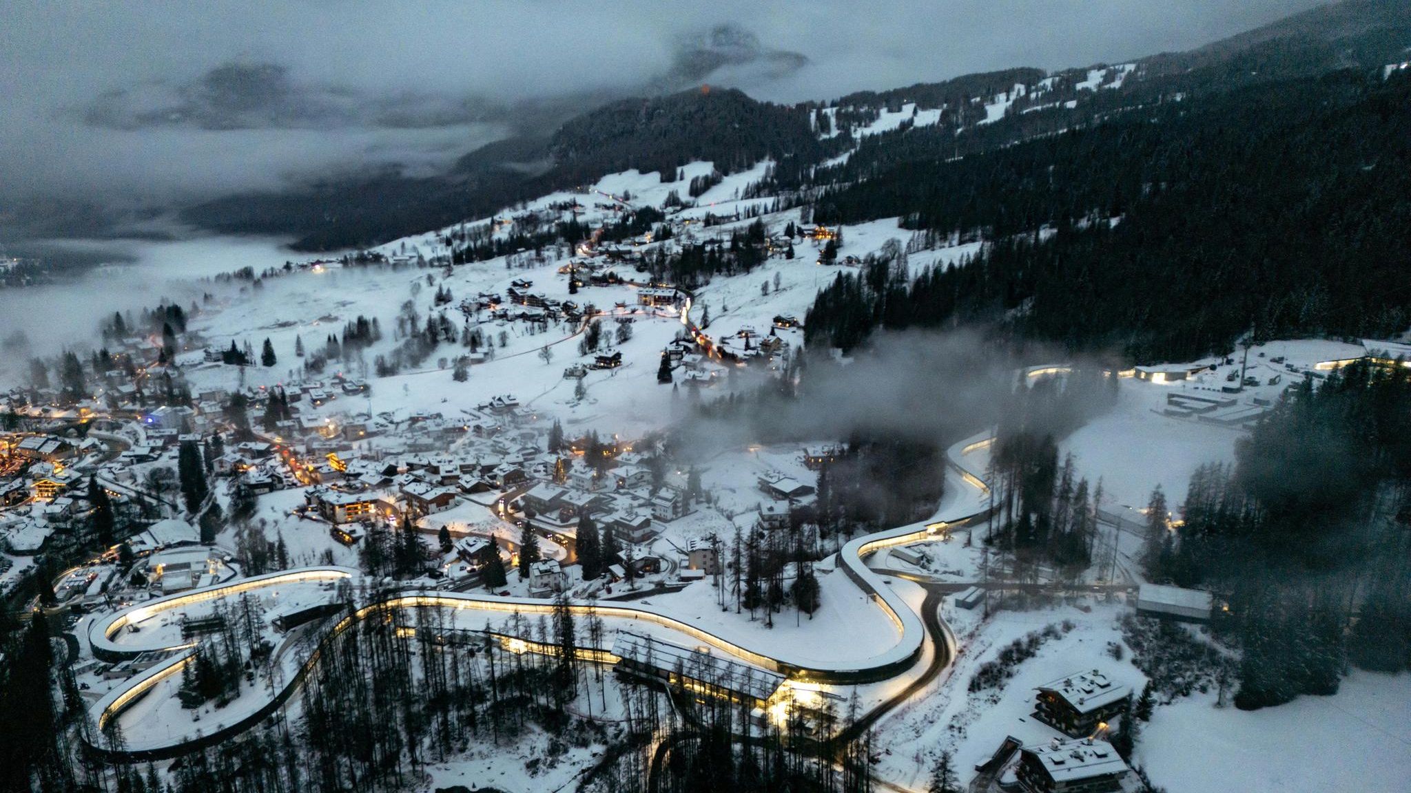 Olympische Winterspiele: Die neue Eisbahn von Cortina