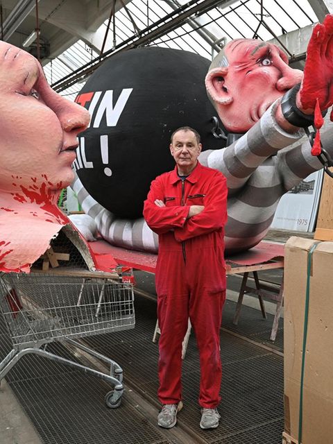 Jacques Tilly in seiner Werkstatt in Düsseldorf