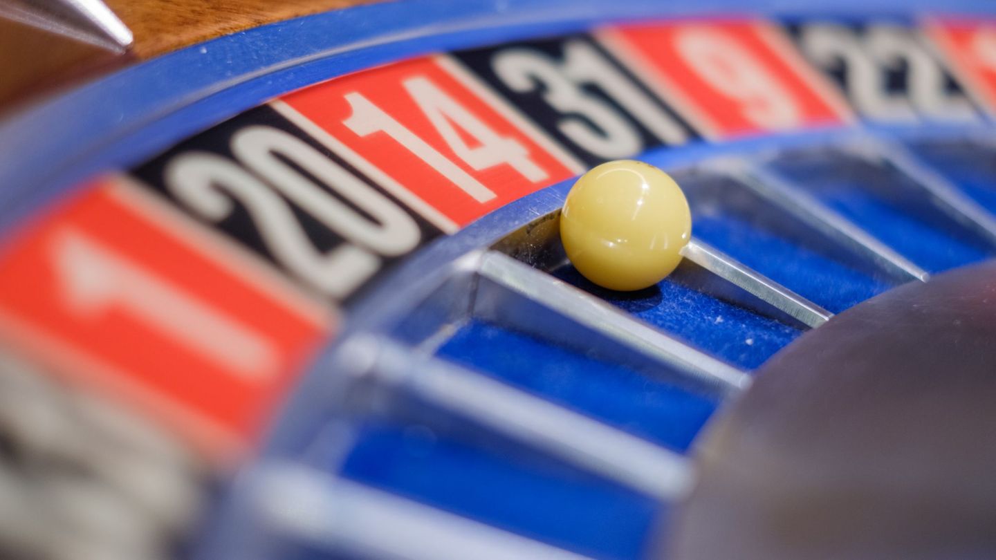 Bei den Spielbanken in Niedersachsen könnte am Mittwoch das Roulette ausfallen. (Symbolbild) Foto: Ole Spata/dpa