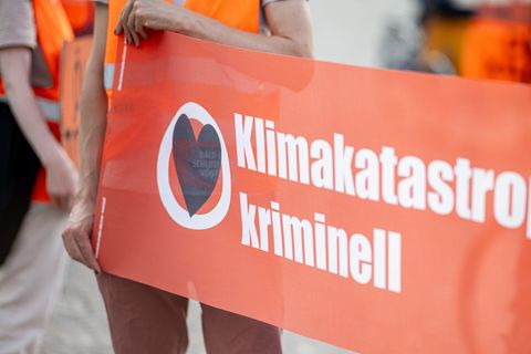 Ein Gericht soll nun entscheiden, ob es sich bei der Letzten Generation um eine kriminelle Vereinigung handelt. (Archivbild) Fot