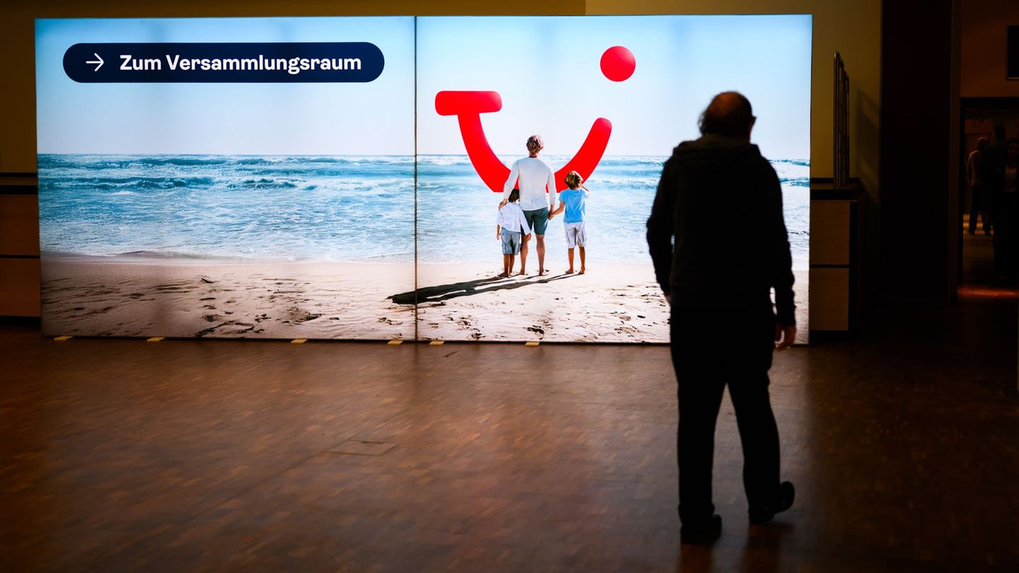 Vor seiner Hauptversammlung legte der Reisekonzern für das Quartal bis Ende Dezember gute Zahlen vor. Foto: Julian Stratenschult