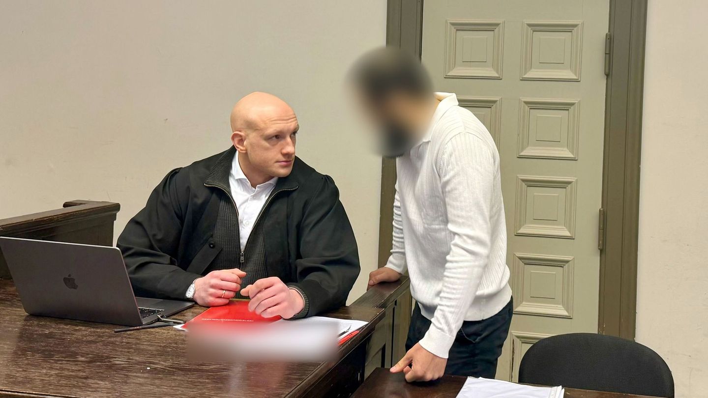 Der ehemalige Kampfsportler muss sich wegen schwerer Körperverletzung vor Gericht verantworten. Foto: Carola Große-Wilde/dpa