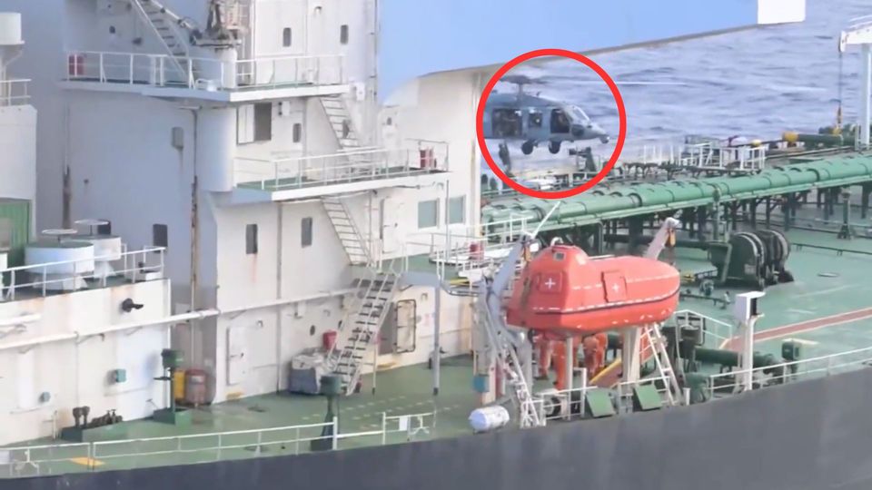 US-Soldaten kapern Schatten-Tanker per Helikopter