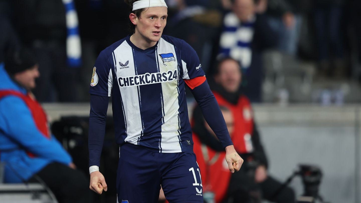 Fabian Reeses Treffer in der Anfangsphase gegen Freiburg wurde aberkannt. Foto: Andreas Gora/dpa