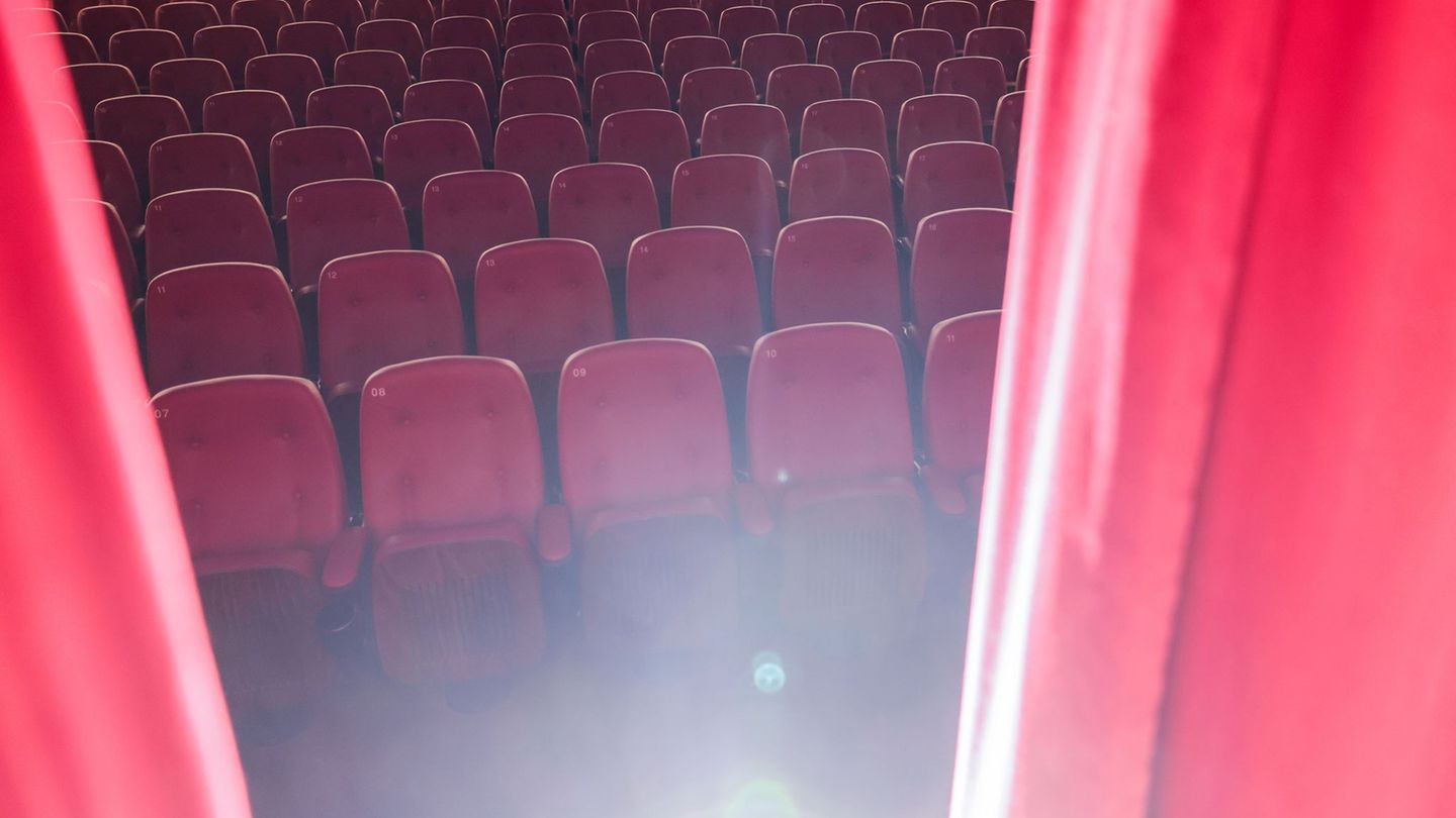 Kinos verkauften 2025 rund 91,9 Millionen Tickets. (Symbolbild) Foto: Oliver Berg/dpa