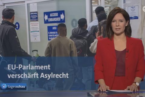 In diesem Fall keine Absicht: Romy Hiller im leicht transparenten Top