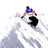 Beim Slopestyle macht der norwegische Freestyle-Skier Birk Ruud eine gute Figur