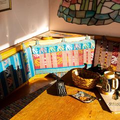 Thema Elternhaus: Esstisch einer verstorbenen Person